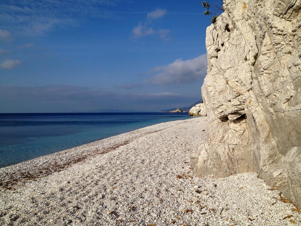 Ponticello By Helloelba *